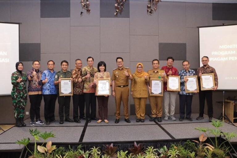 e7f3885f72576cc50e09475170bf5b481c0611c9de5ea18f15753d3fc35b8de4